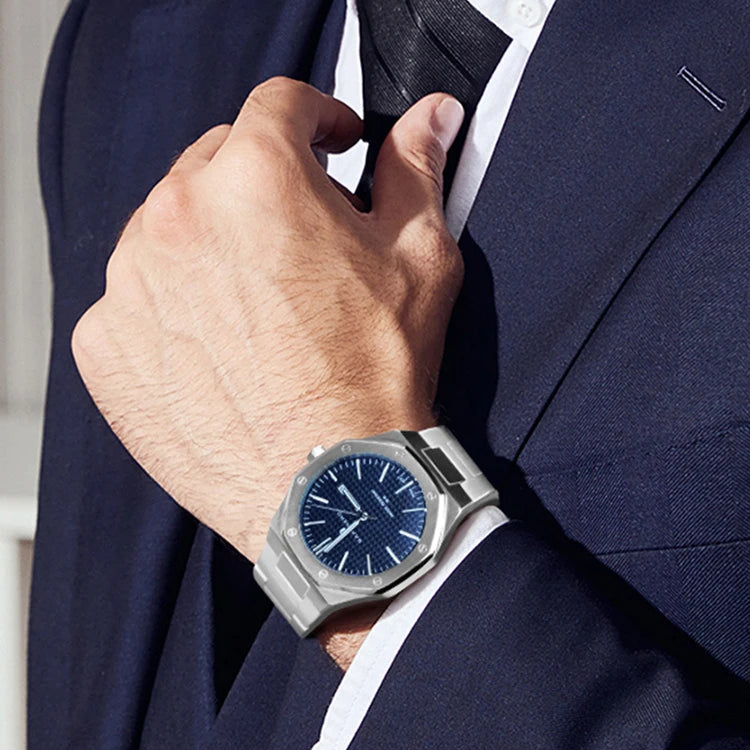 Men's Luxury Stainless Steel Quartz Watch - Sporty, Waterproof Timepiece for the Modern Gentleman